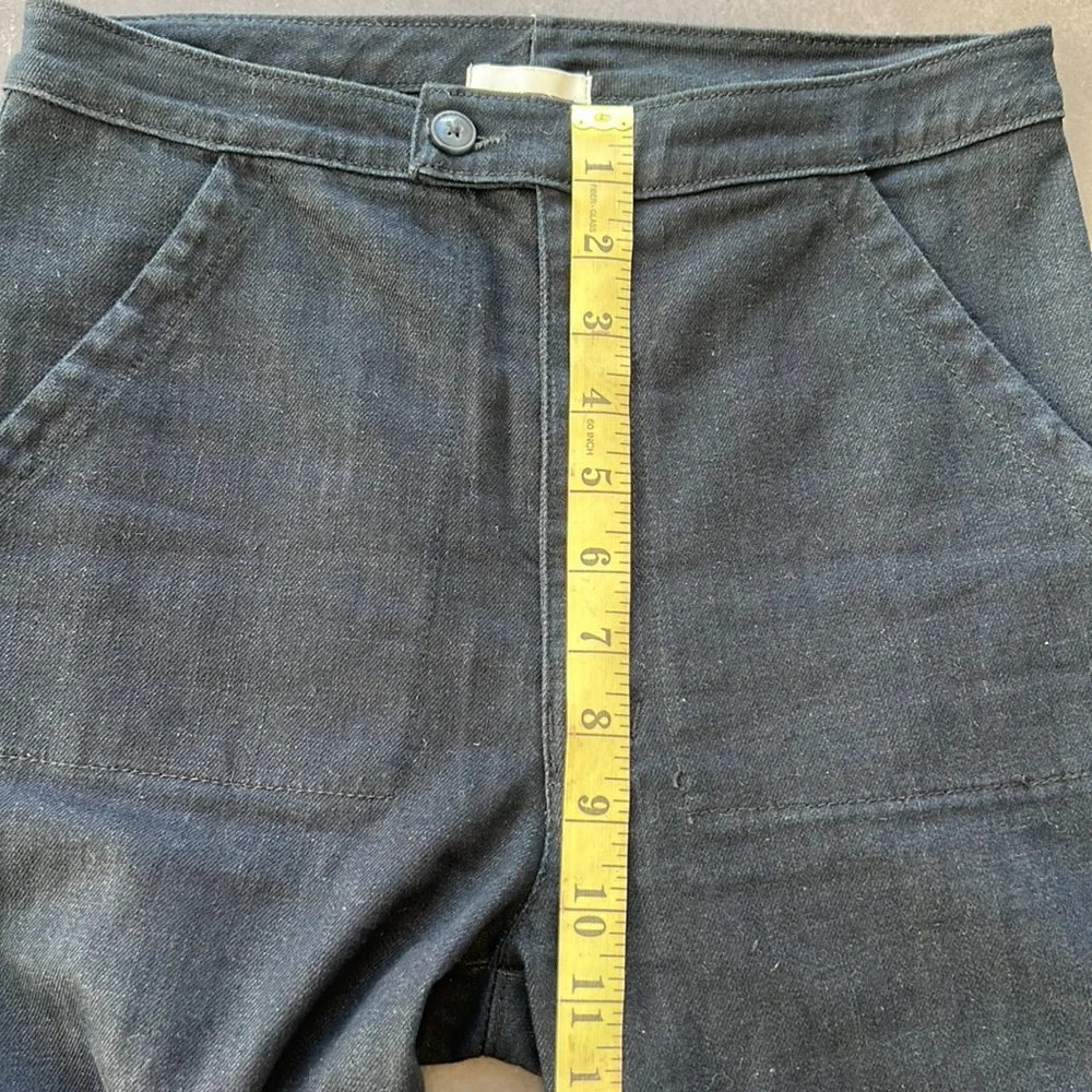 Dark soft denim. Straight leg, front pockets, no back pockets, no belt loops. - Picture 4 of 10